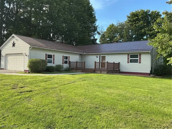 4237 Fairfield School Road, Leetonia, OH 44431