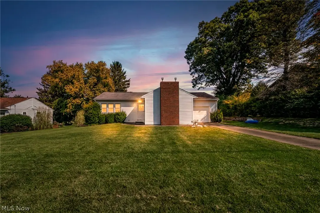 1011 39th Ne Street, Canton, OH 44714 - #1