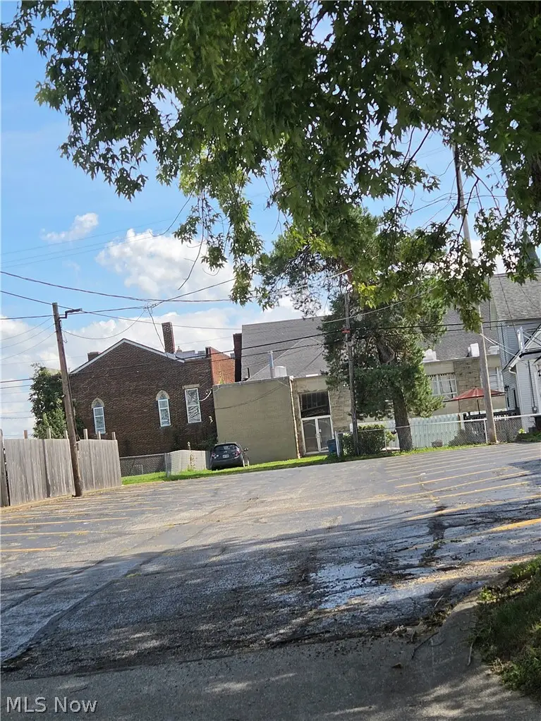 223 W 6th Street, Lorain, OH 44052 - #3