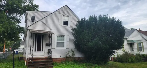 4408 W 57 Street, Old Brooklyn, OH 44144