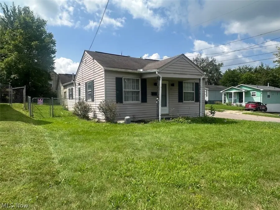 550 Upton Avenue, Akron, OH 44310 - #2