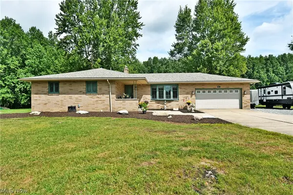 907 Center E Street, Warren, OH 44481