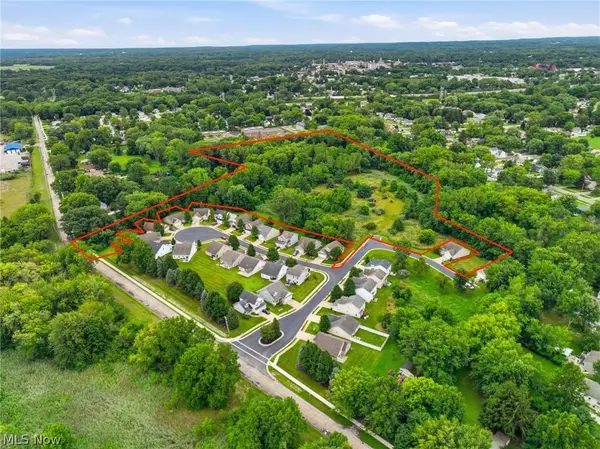 Lighthouse Pointe Drive, Painesville, OH 44077