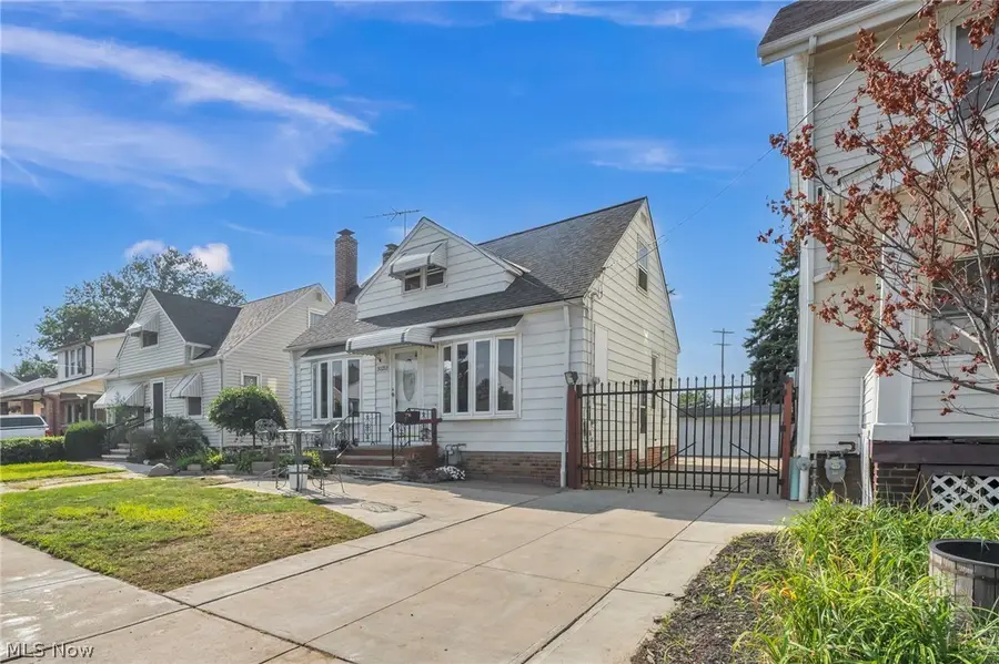 30213 Robert Street, Wickliffe, OH 44092 - #3