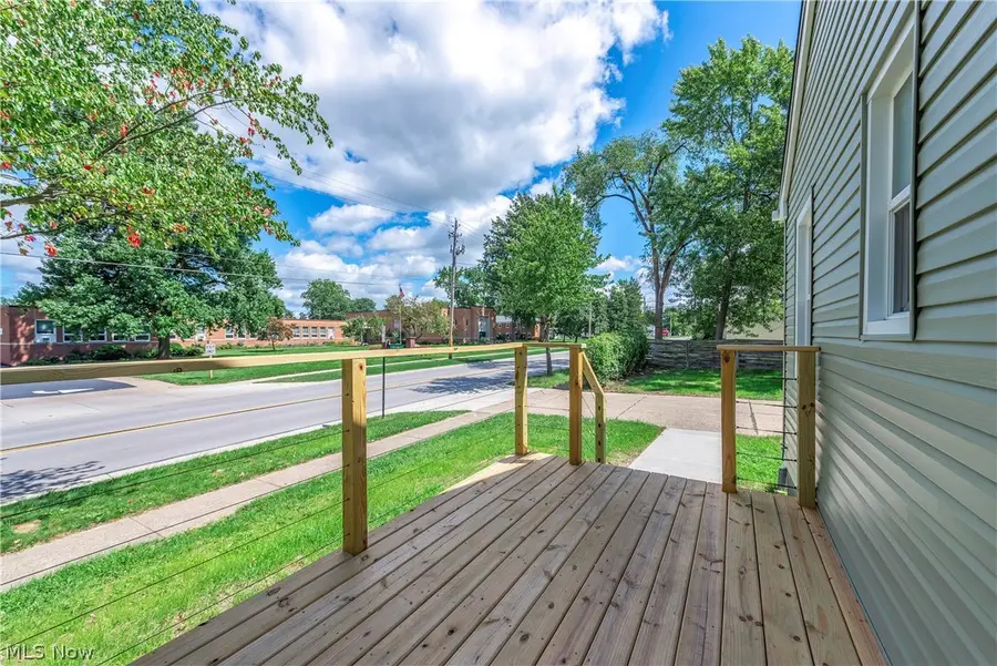 399 Olive Street, Elyria, OH 44035 - #3