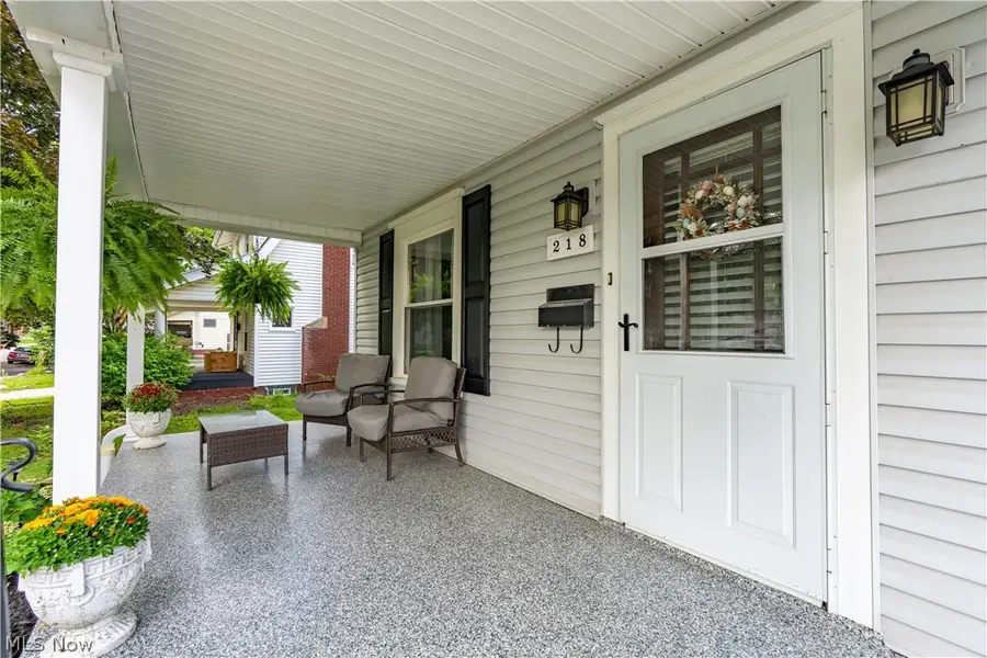 218 Harding Sw Avenue, Massillon, OH 44646 - #2