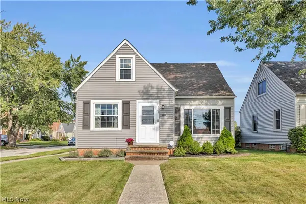 5597 W 54th Street, Parma, OH 44129