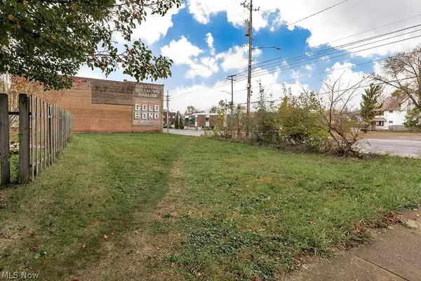 885 E 105th Street, Cleveland, OH 44108