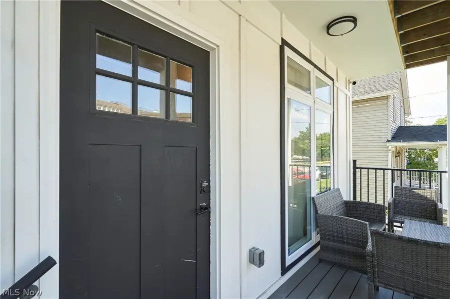 921 Jefferson Avenue, Cleveland, OH 44113 - #3