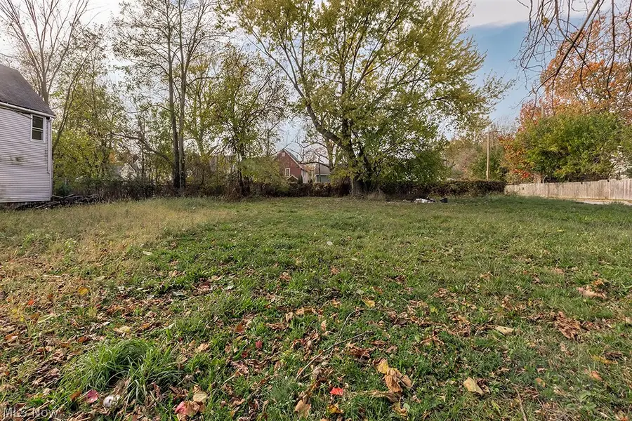 1246 E 102nd Street, Cleveland, OH 44108 - #3