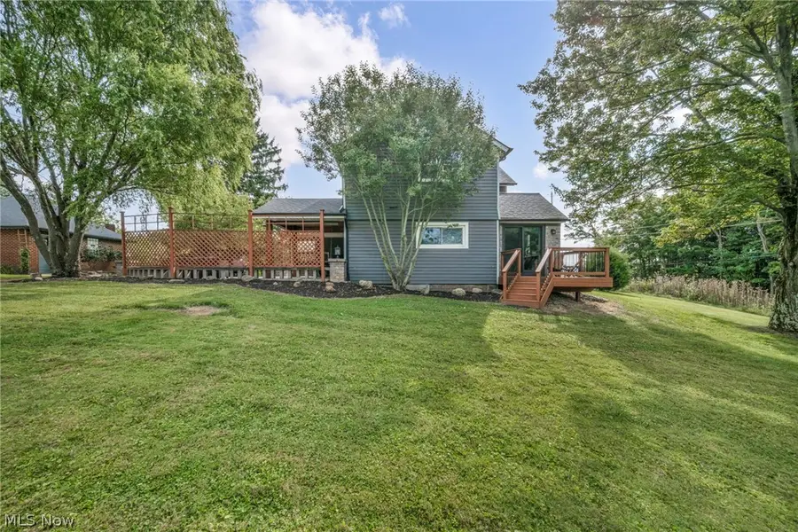 1511 Center Road, Hinckley, OH 44233 - #3