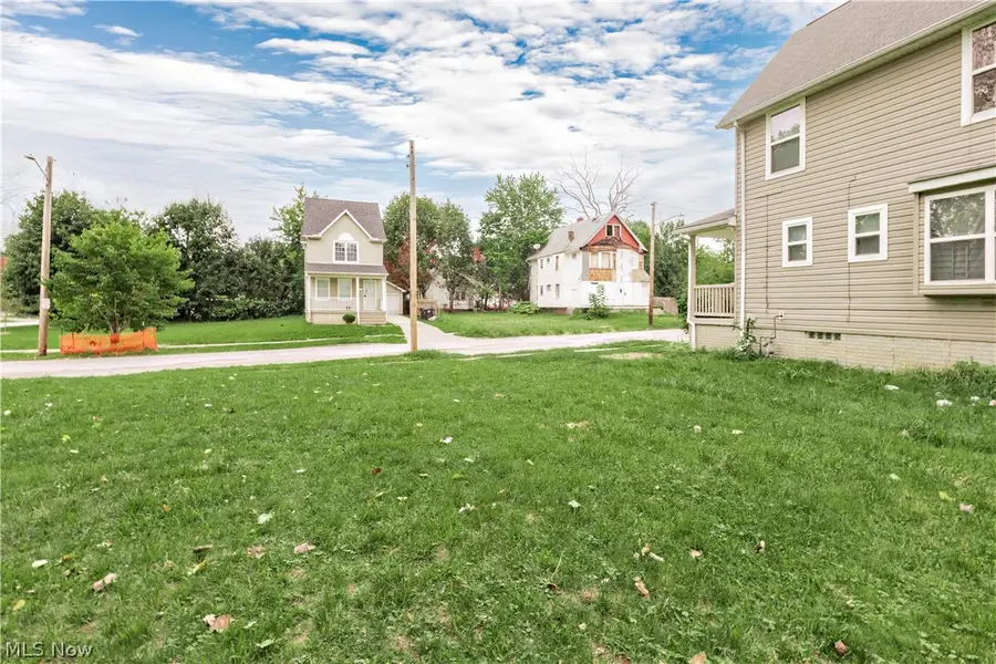 11112 Earle Avenue, Cleveland, OH 44108 - #3