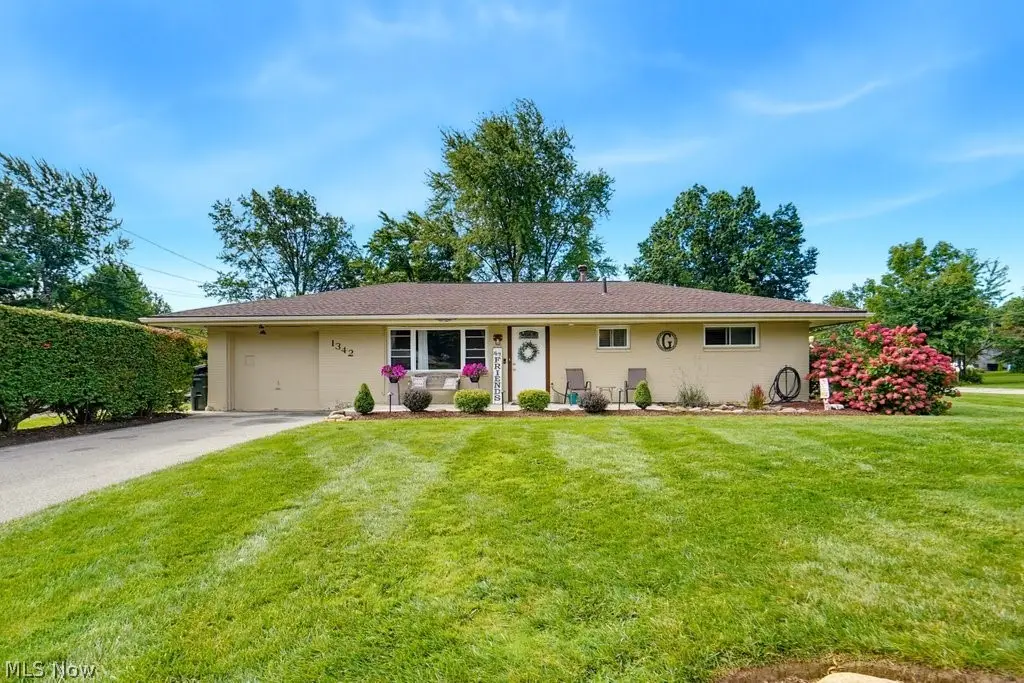 1342 Roseland Drive, Macedonia, OH 44056 - #1