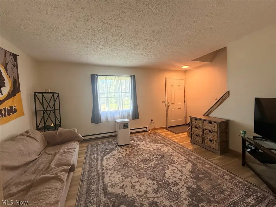 195 Market Street, Cortland, OH 44410 - #3