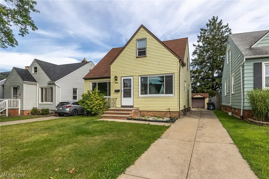 8324 Ivandale Drive, Parma, OH 44129 - #2