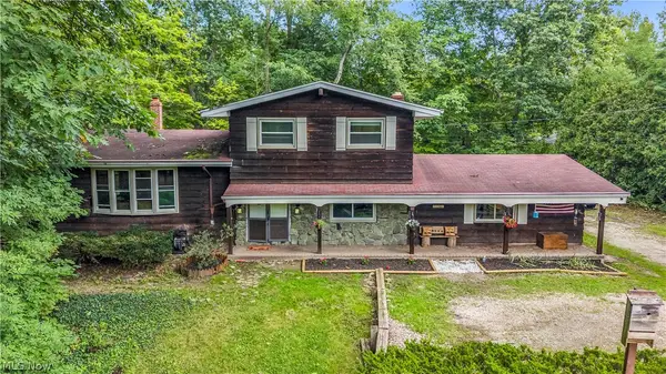 5239 Sleepy Hollow Road, Valley City, OH 44280