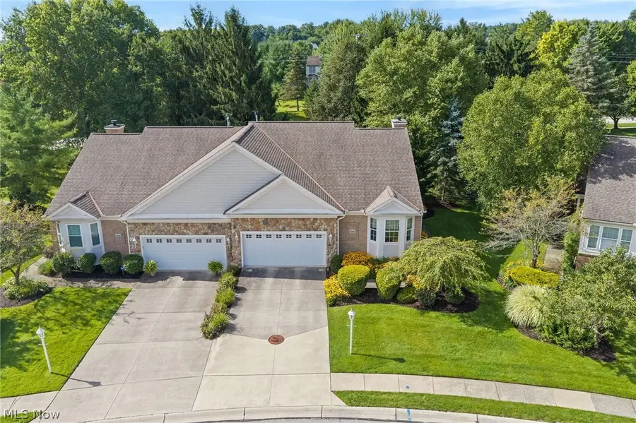 9848 Country Club Circle, Twinsburg, OH 44087 - #2