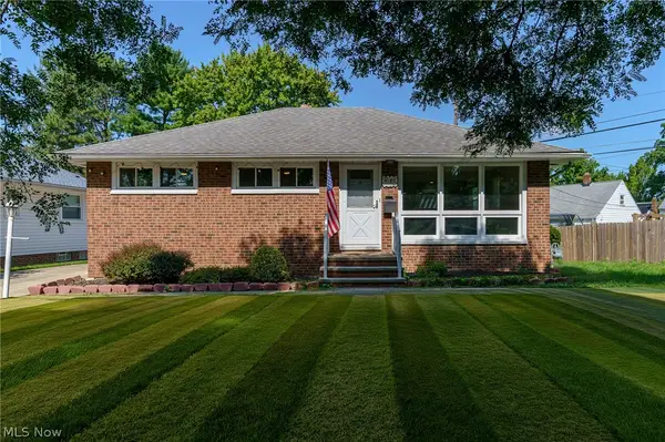 6150 Vernondale Drive, Parma Heights, OH 44130