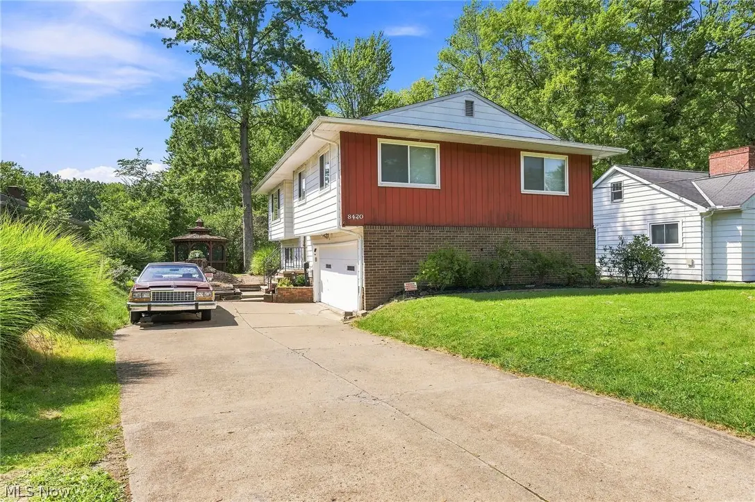 8420 Columbia Road, Olmsted Falls, OH 44138 - #1
