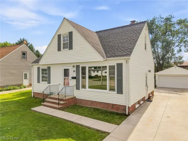 1666 Ridgeview Drive, Wickliffe, OH 44092