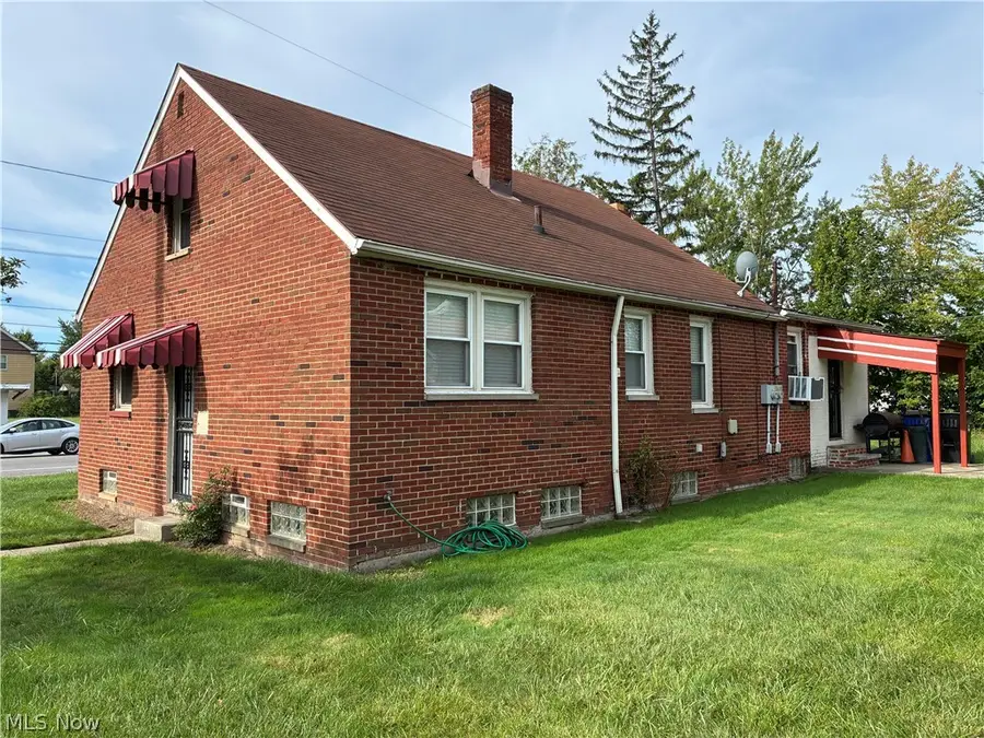 14323 Harvard Avenue, Cleveland, OH 44128 - #3