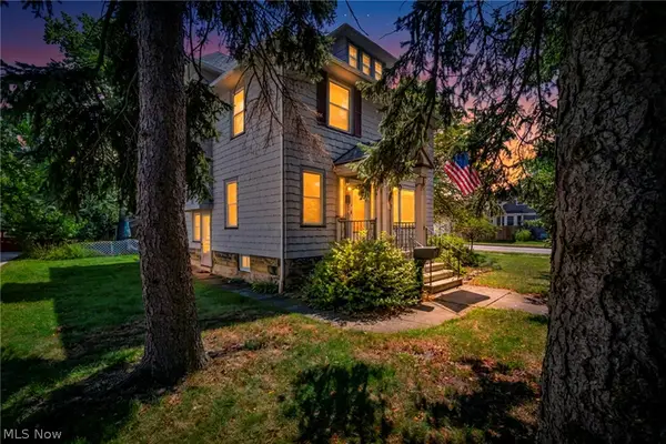 1537 Grace Avenue, Lakewood, OH 44107