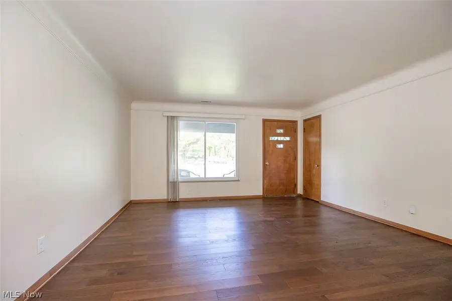 413 Harris Road, Richmond Heights, OH 44143 - #3