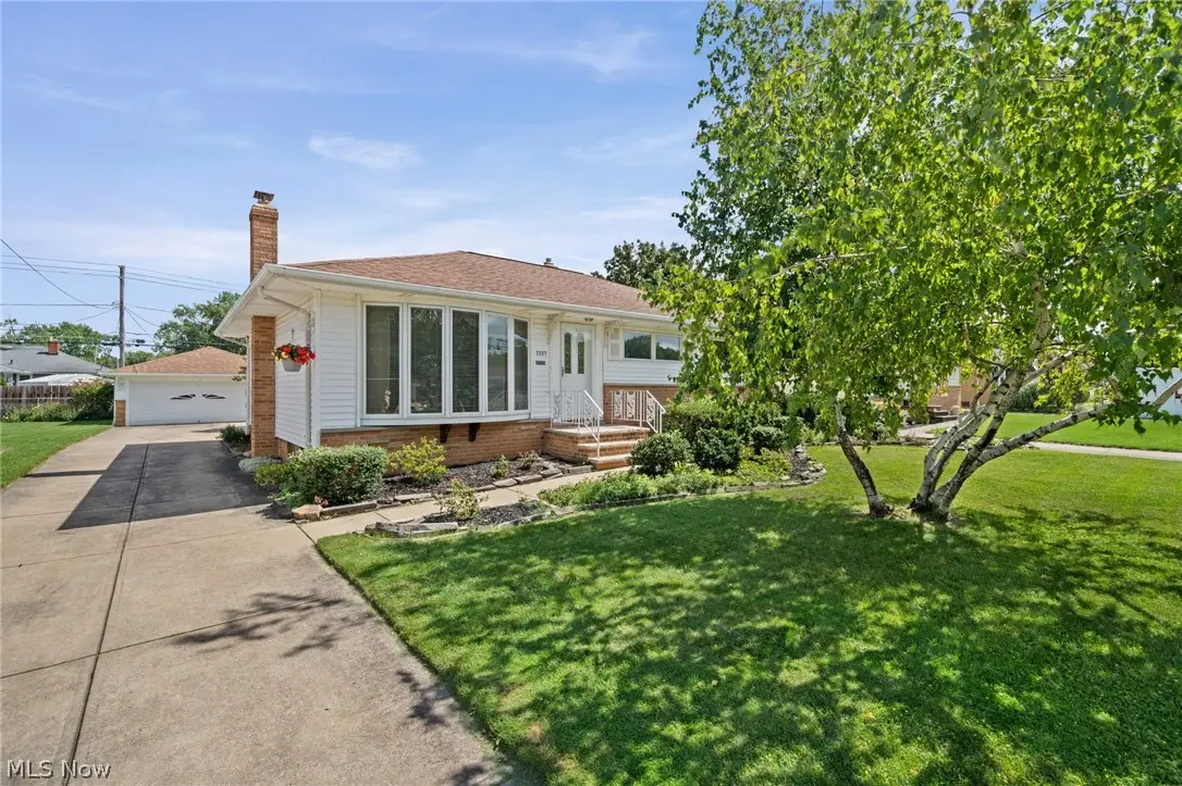 7227 Oakwood Road, Parma, OH 44130 - #1