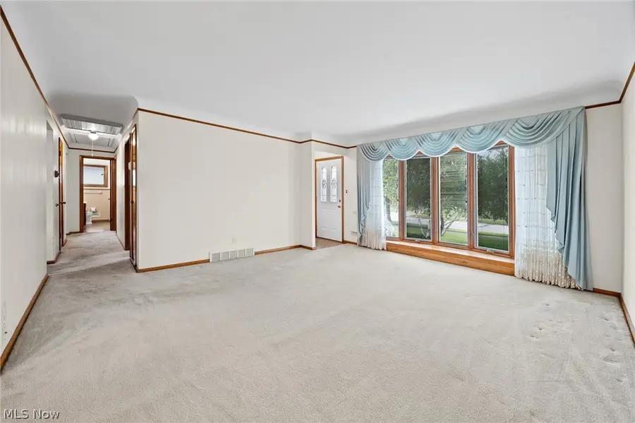 7227 Oakwood Road, Parma, OH 44130 - #3