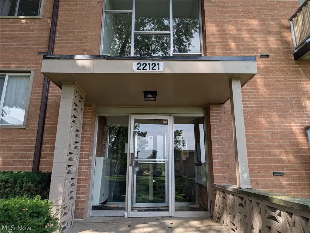 22121 River Oaks #E12, Rocky River, OH 44116 - #1