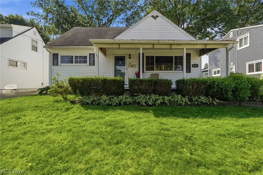 318 Lehigh Avenue, Cuyahoga Falls, OH 44221 - #2