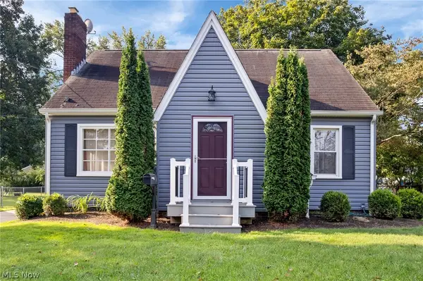 164 Maplecrest Sw Street, North Canton, OH 44720