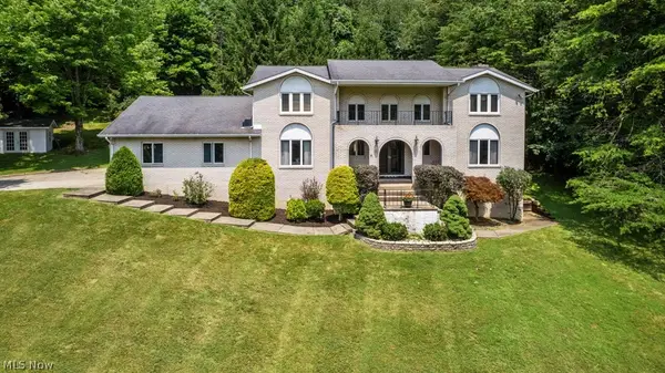 66 Laurelwood Place, Weirton, WV 26062