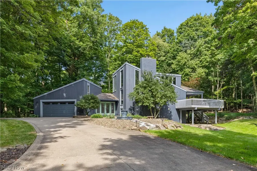 1049 N Medina Line Road, Akron, OH 44333 - #2