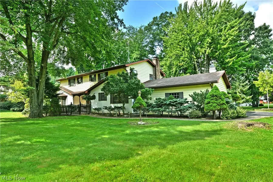 211 Fox Run, Cortland, OH 44410 - #2
