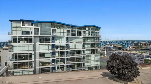 1237 Washington Avenue #402, Cleveland, OH 44113