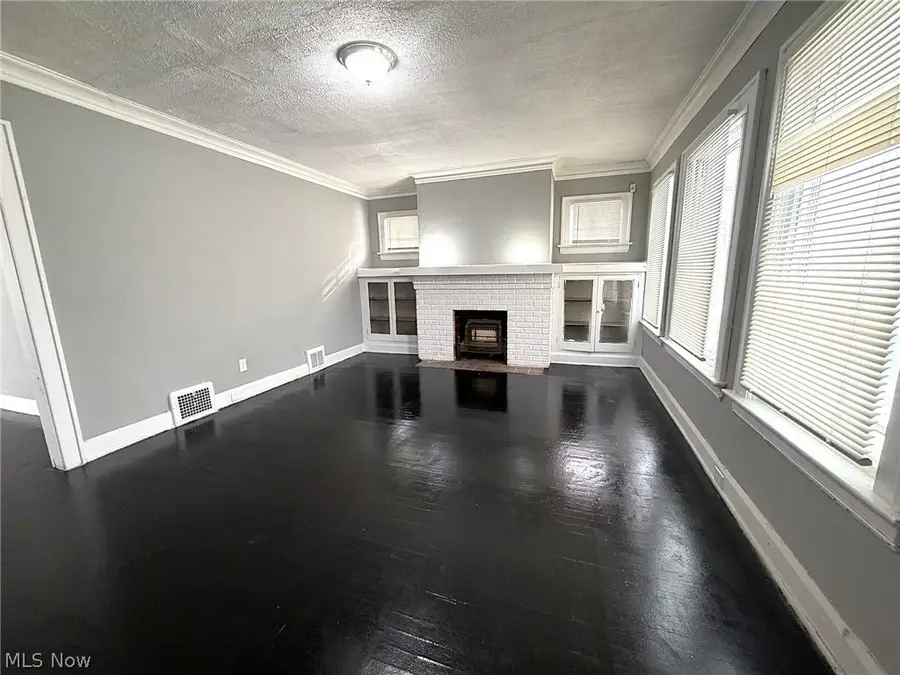 1887 Lampson Road, Cleveland, OH 44108 - #3