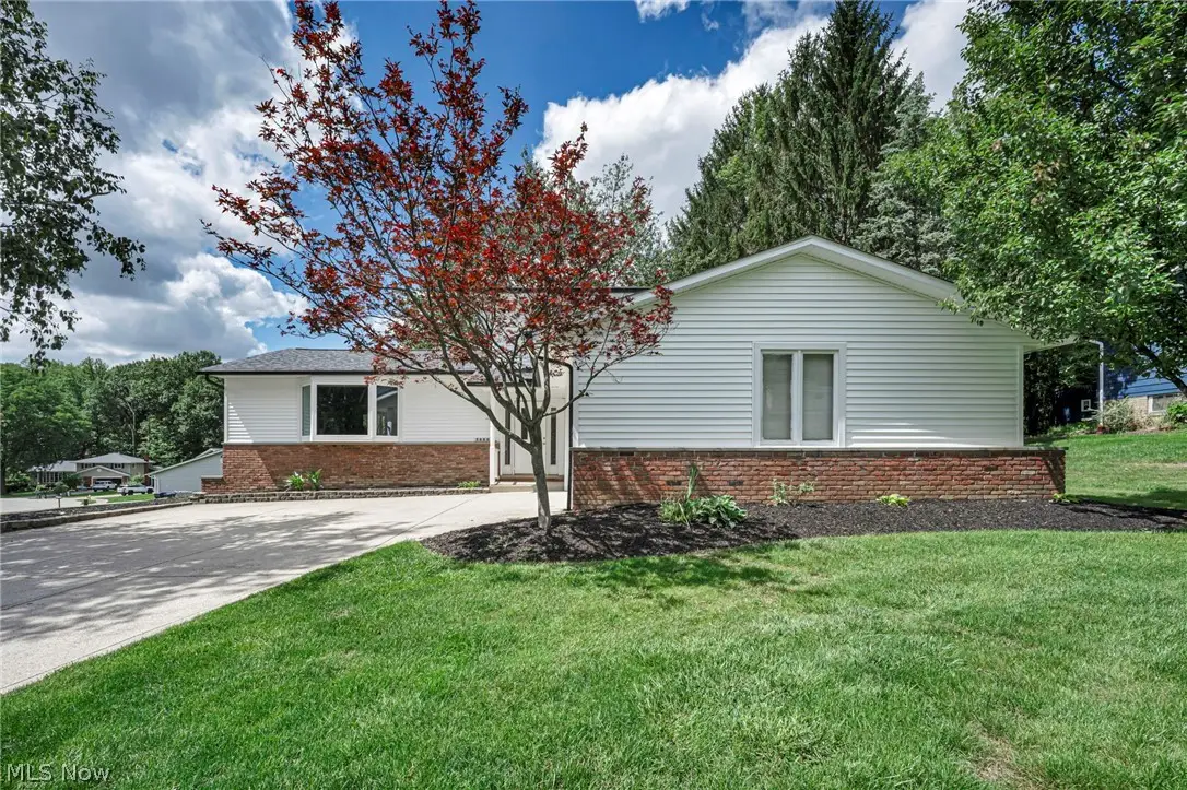 5660 Elm Hill Drive, Solon, OH 44139 - #1