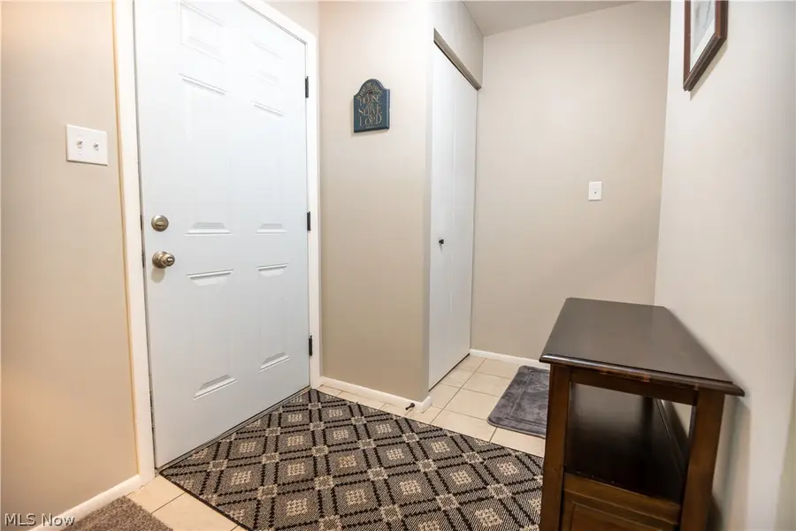 26674 Lake Of The Falls Boulevard, Olmsted Falls, OH 44138 - #3