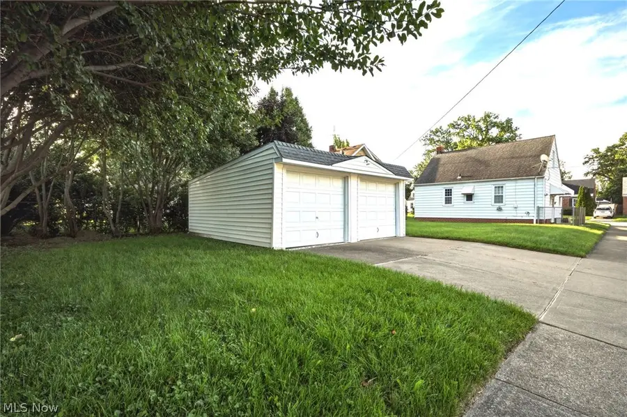 21351 Goller Avenue, Euclid, OH 44119 - #3