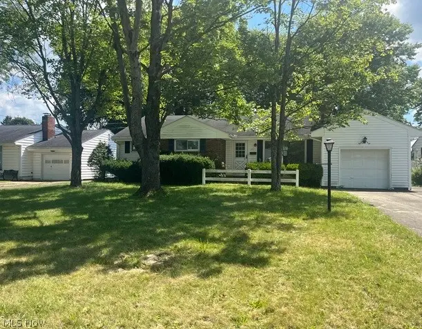 1921 Cover Drive, Poland, OH 44514 - #1
