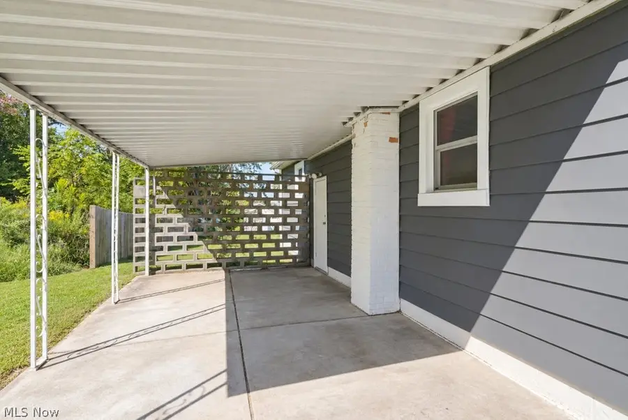 1362 Yellowstone Avenue, Akron, OH 44310 - #3