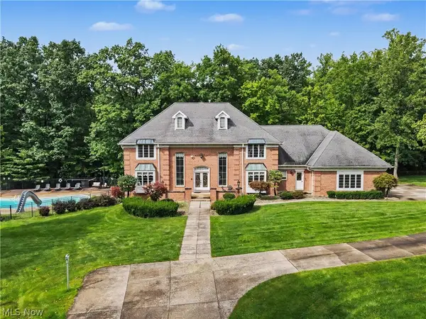 1295 Connecticut Woods Drive, Hudson, OH 44236