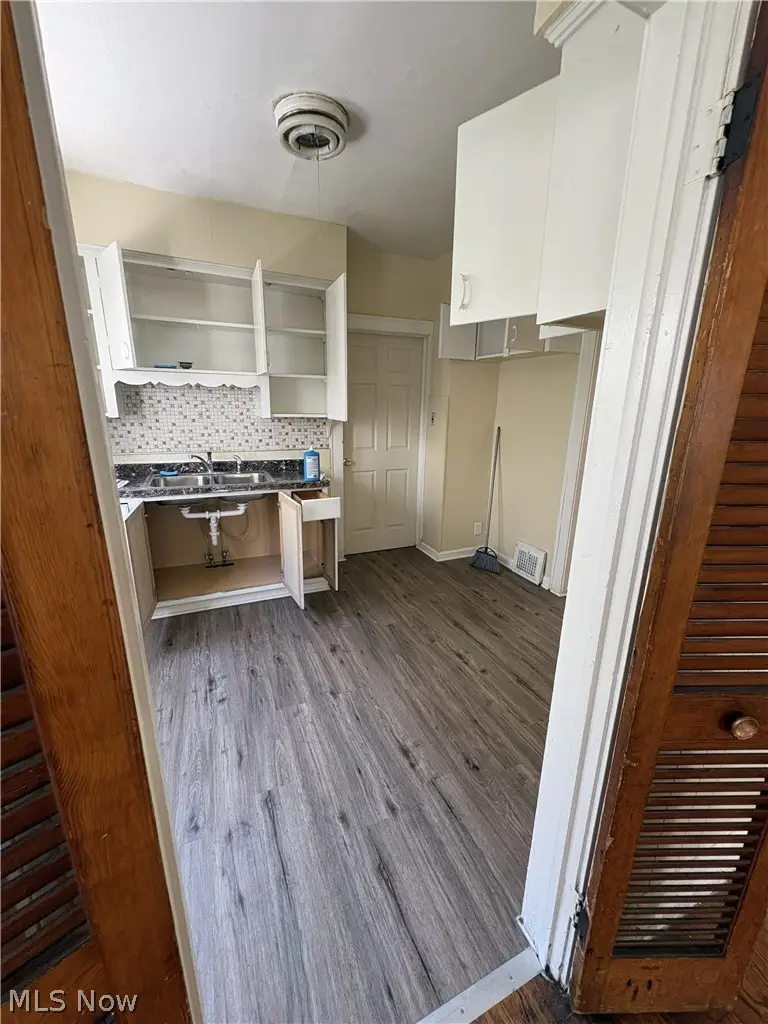 1656 Bryn Mawr Road, East Cleveland, OH 44112 - #3