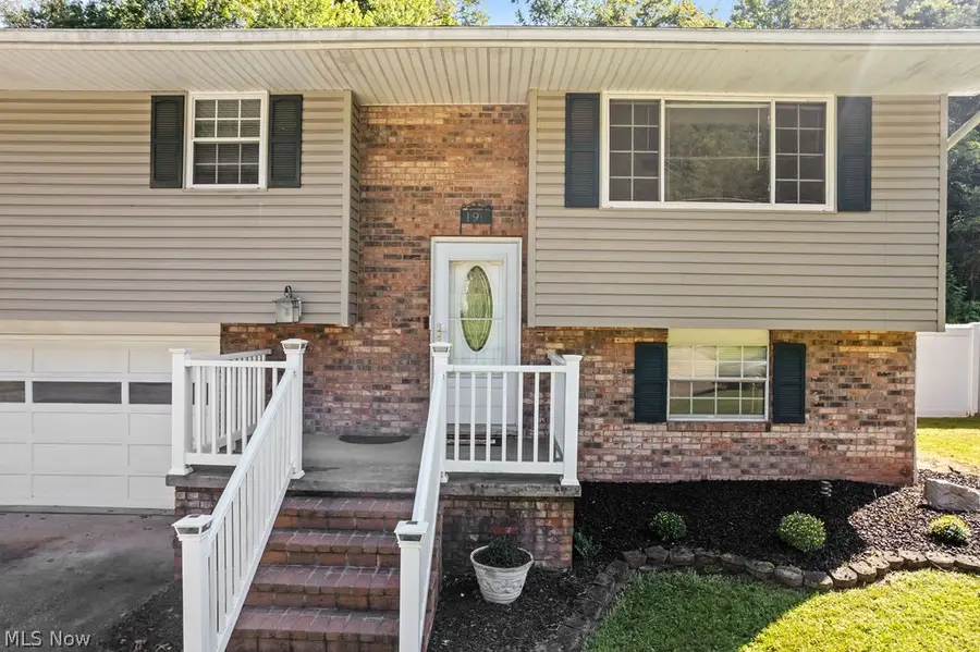 190 Suzanne Street, Washington, WV 26181 - #2