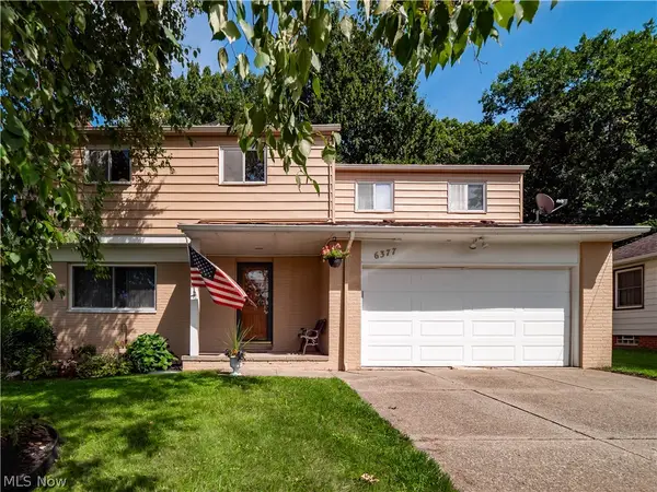 6377 W 54th Street, Parma, OH 44129