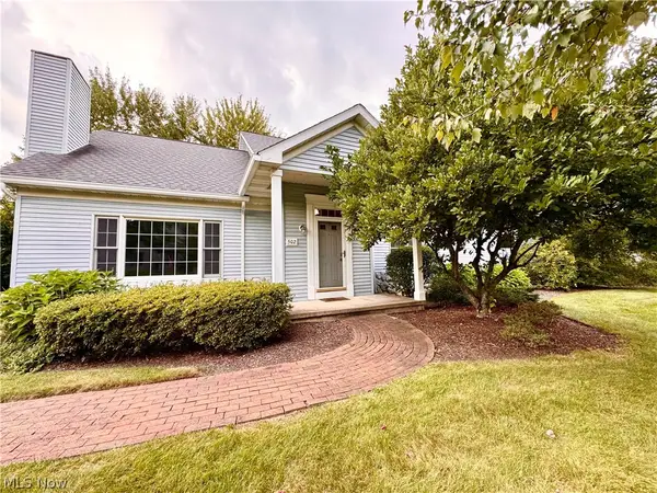502 Dogwood Lane, Auburn, OH 44023