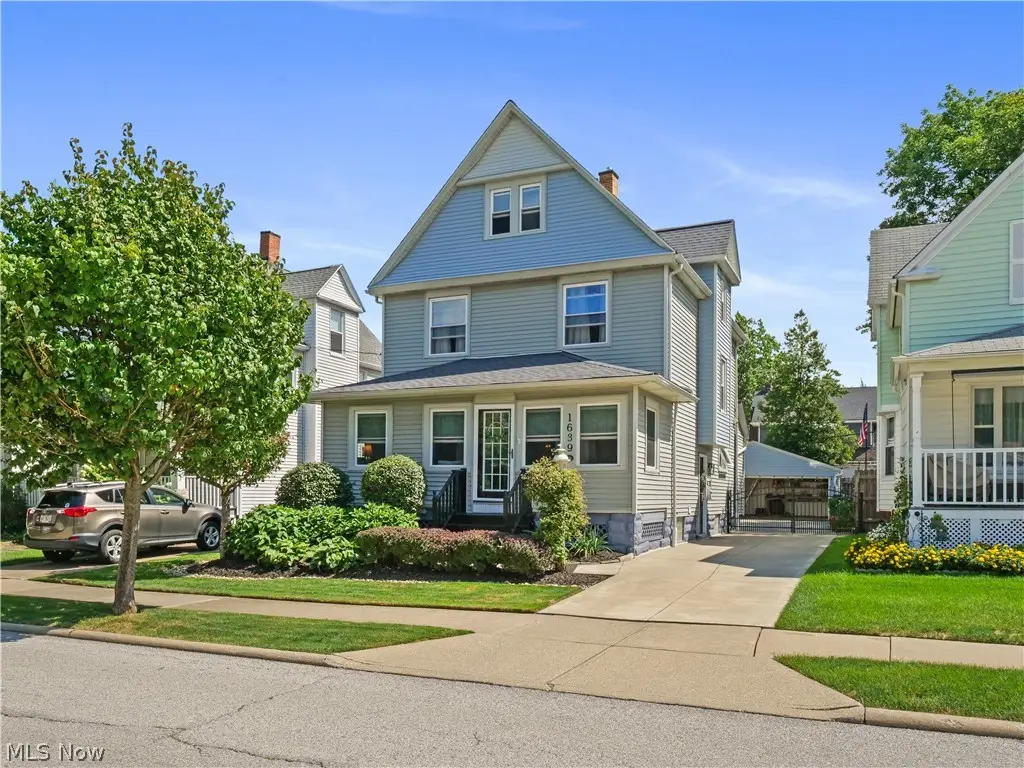 1639 Rosewood Avenue, Lakewood, OH 44107 - #1