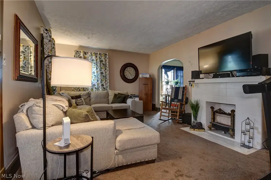 1613 Harvard Nw Avenue, Canton, OH 44703 - #3