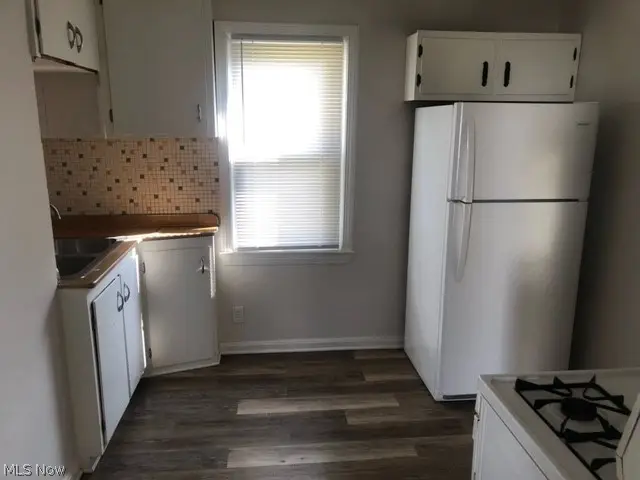 5717 Flowerdale Avenue, Cleveland, OH 44144 - #2